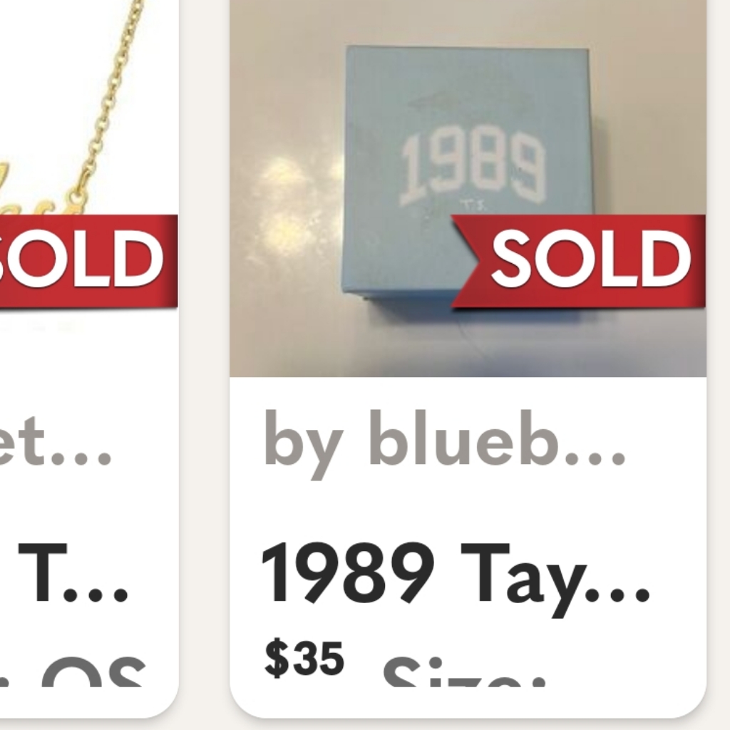 Nip New In Package Taylor Swift 1989 Gold Necklace 28$